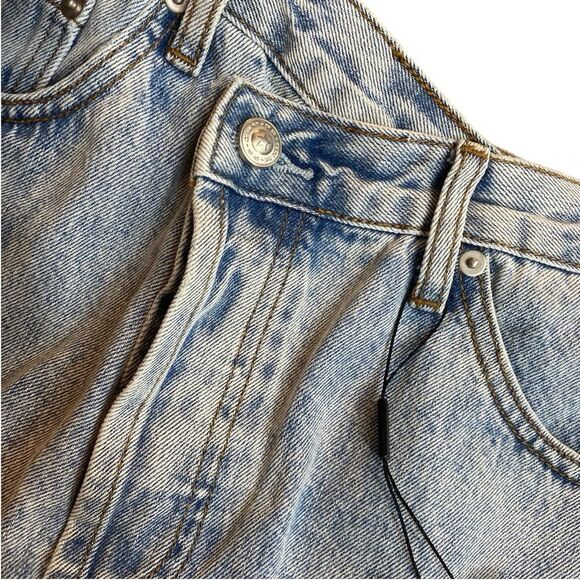 Princess Polly 8 Holly Asymmetric Rip Leg Jeans Light Wash Denim Baggy New‎ - Picture 3 of 12